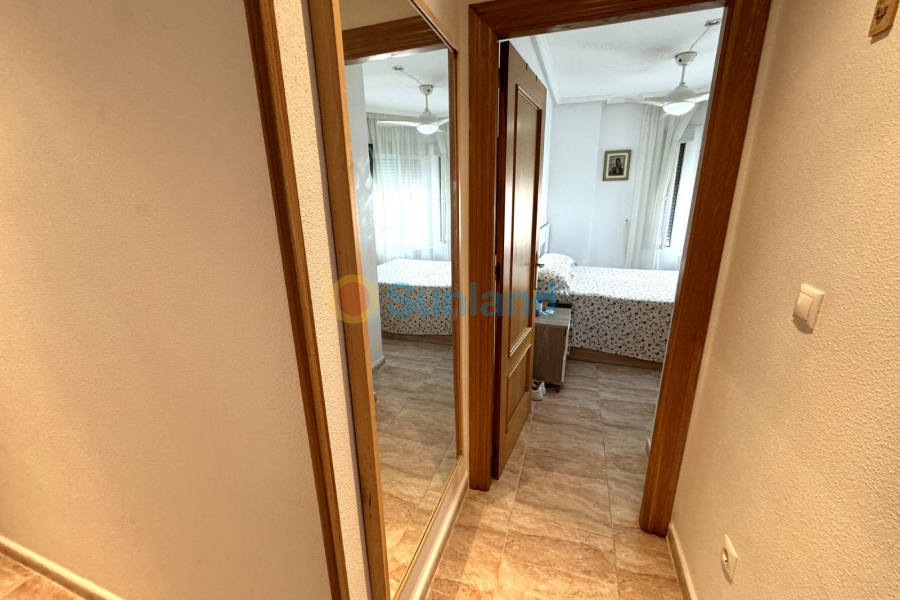 Resale - Apartment - Guardamar del Segura