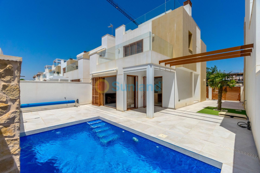 Resale - Villa - Orihuela costa - La Torre de la Horadada