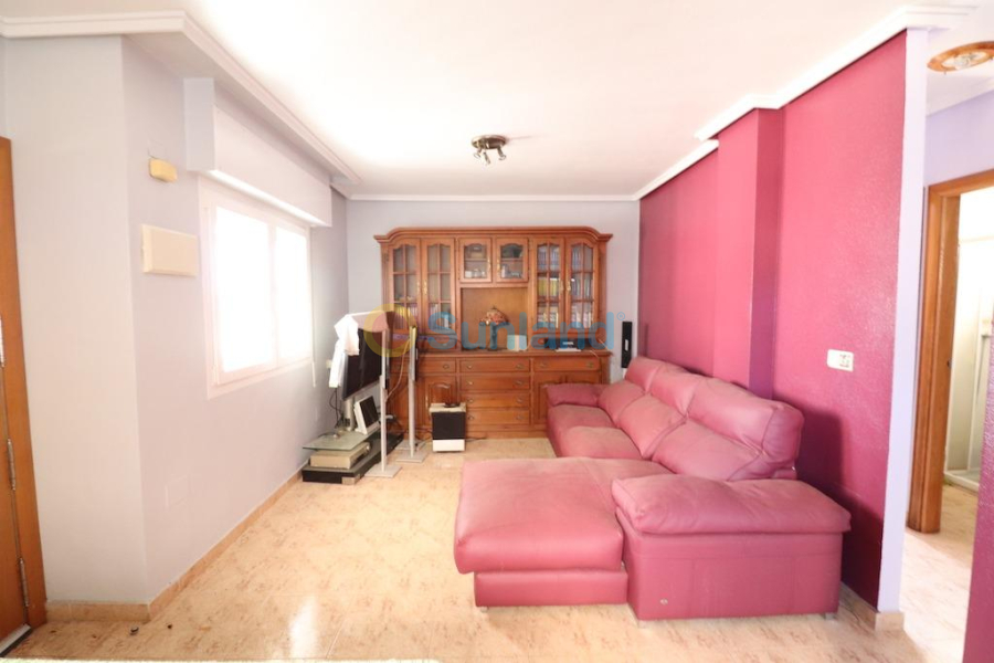 Resale - Villa - Orihuela Costa - Villamartin