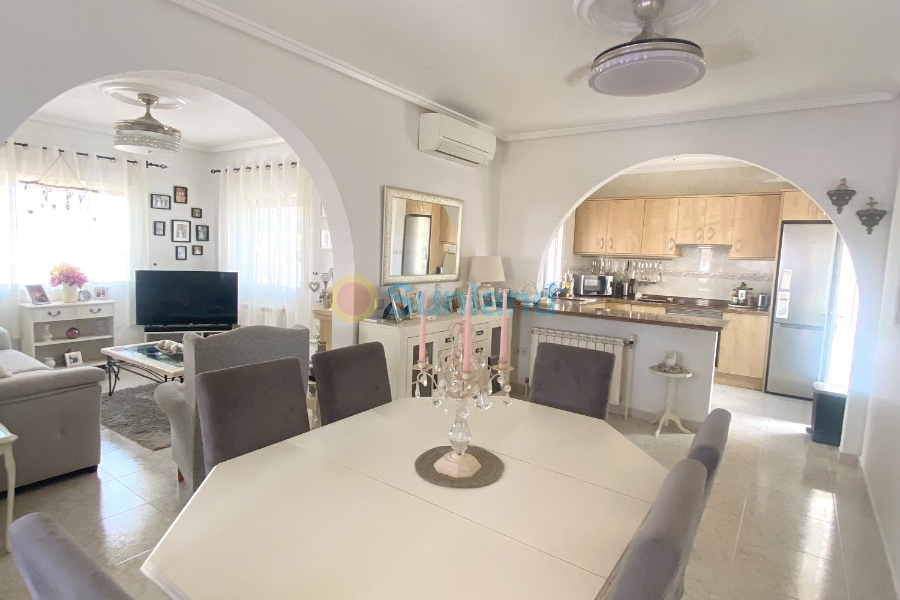 Brukte eiendommer - Villa - Ciudad Quesada - Doña Pepa