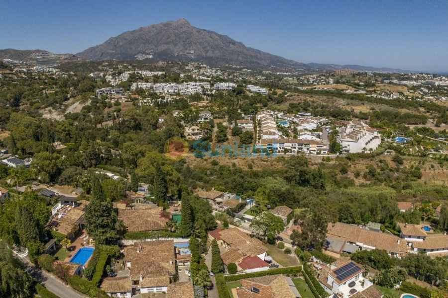 Resale - Villa - Benahavis - La Quinta