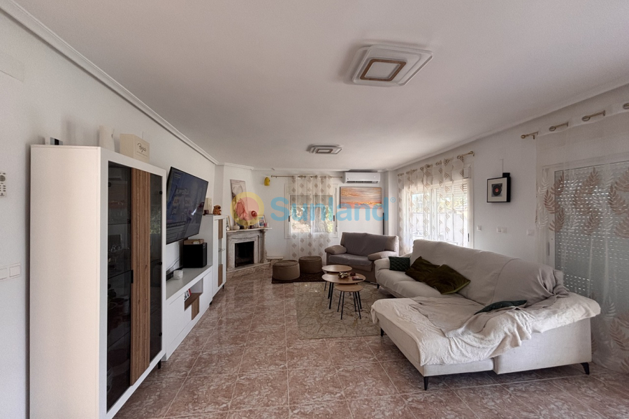 Resale - V - Benijofar