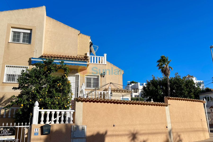 Använda fastigheter - Villa - Orihuela Costa - Los Balcones