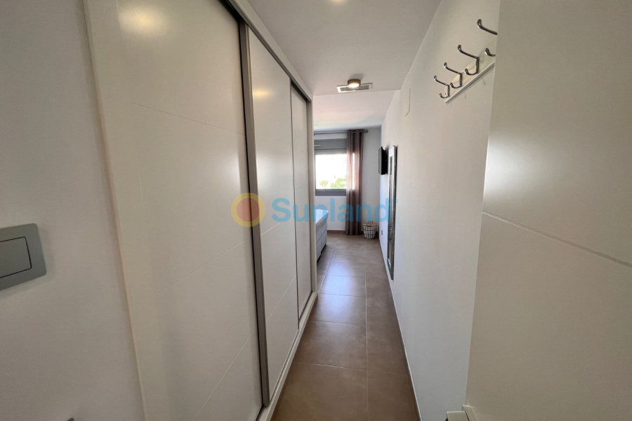 Använda fastigheter - Apartment flat - Entre Naranjos Vistabella Golf