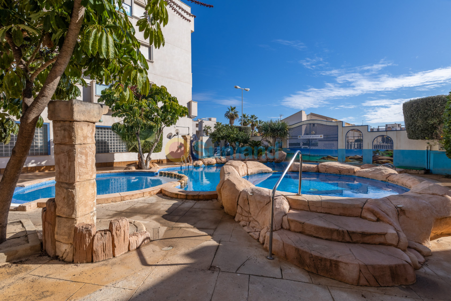 Resale - Apartamento - Orihuela Costa - Agua Marina