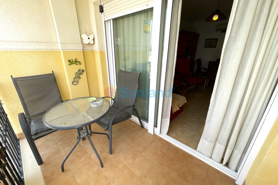 Resale - Apartment - Formentera del Segura - 