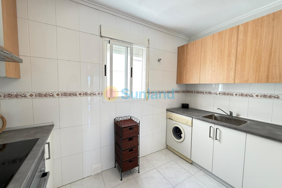 Resale - Townhouse - Torrevieja