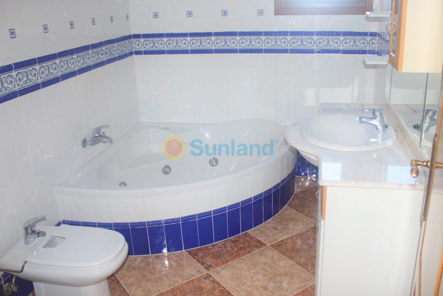 Verkauf - T - Los Altos