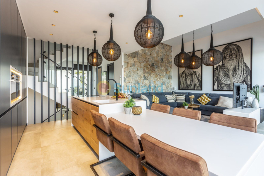 Resale - Villa - Ciudad Quesada