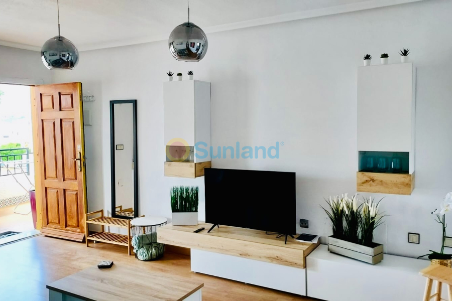 Resale - Apartment Penthouse - Entre Naranjos - Vistabella - Entre Naranjos