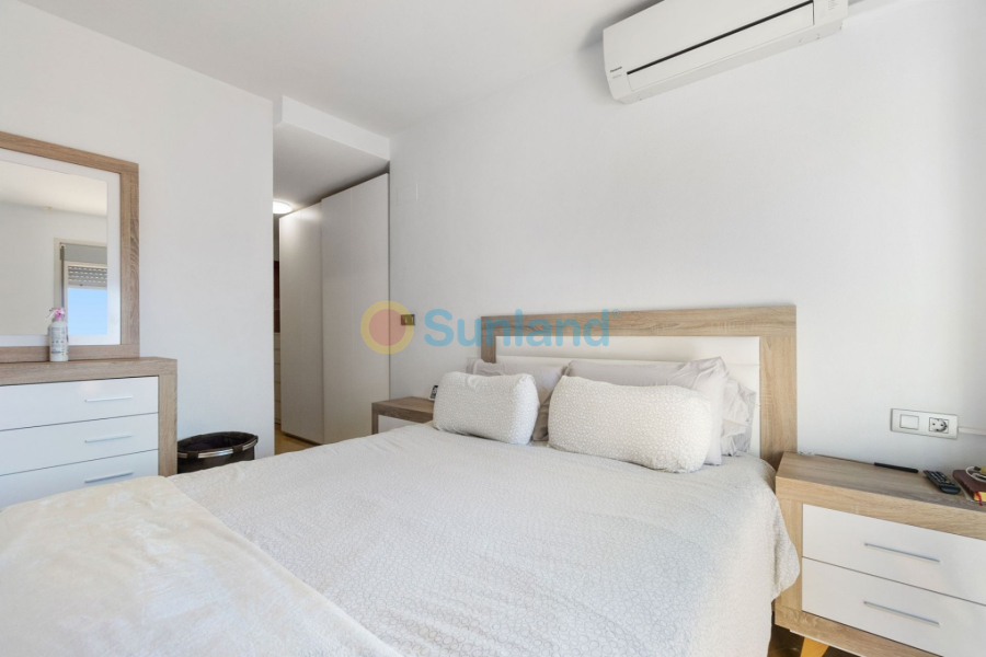 Segunda mano - Apartamento - Torrevieja - Centro