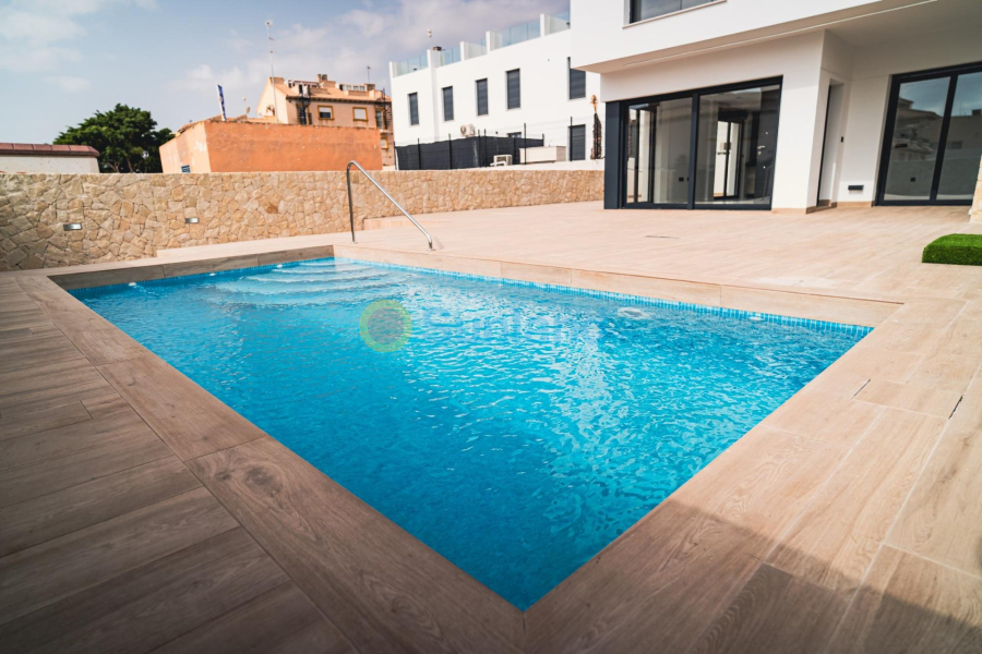 Nueva construcción  - Chalet - Orihuela Costa - Punta Prima