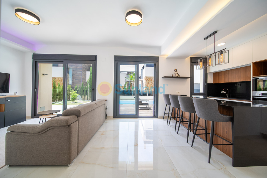 Brukte eiendommer - Villa - Orihuela Costa - Lomas De Cabo Roig