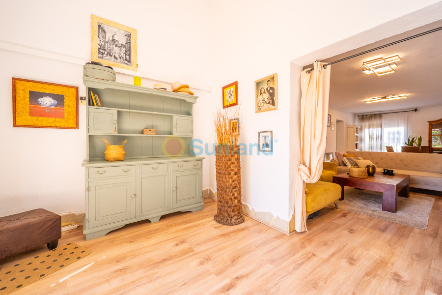 Resale - Villa - Torrevieja - Los Balcones