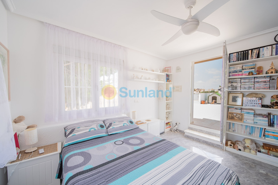 Brukte eiendommer - Villa - Orihuela Costa - La Florida