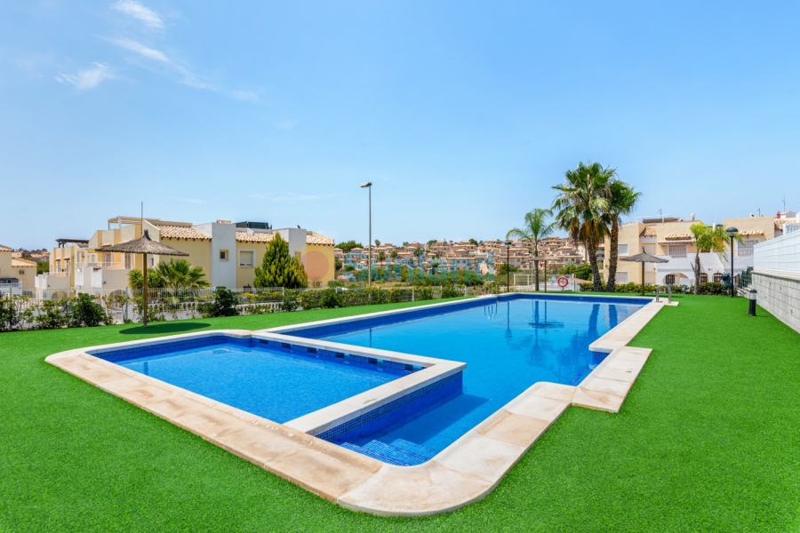 Segunda mano - Apartamento - Orihuela Costa - Villamartin