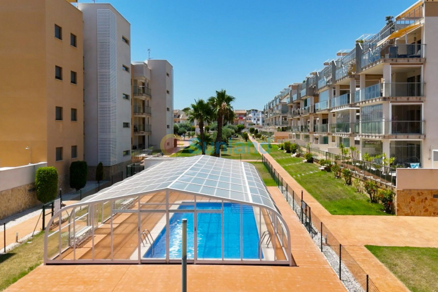 Resale - Apartamento - Orihuela Costa - Villamartin