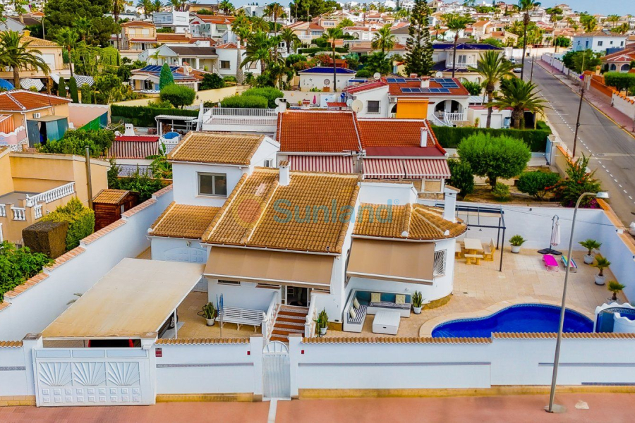 Resale - Villa - Ciudad Quesada