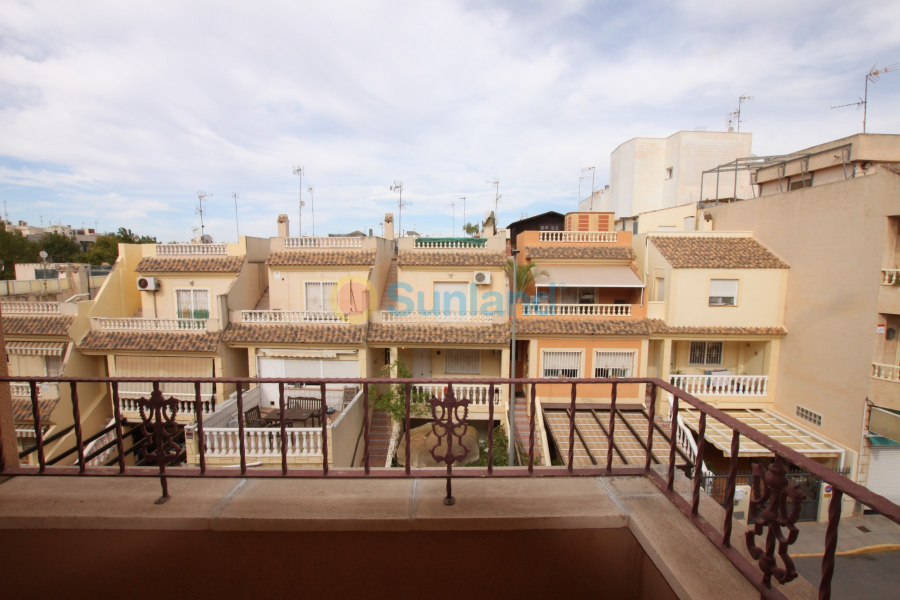 Resale - Apartment - Los Montesinos - Center