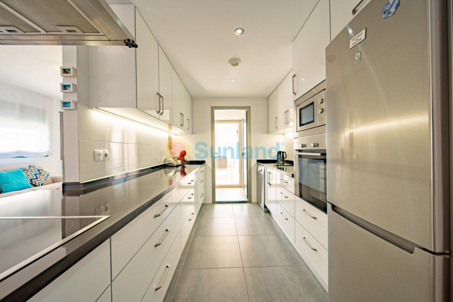 Resale - Apartamento - Orihuela Costa - Villamartin