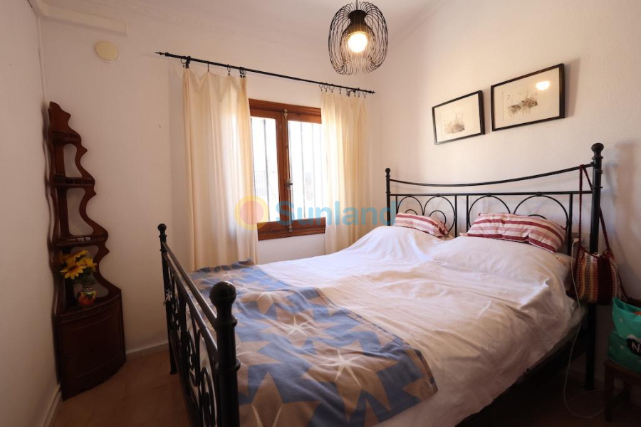 Resale - Bungalow - Torrevieja - Los Frutales