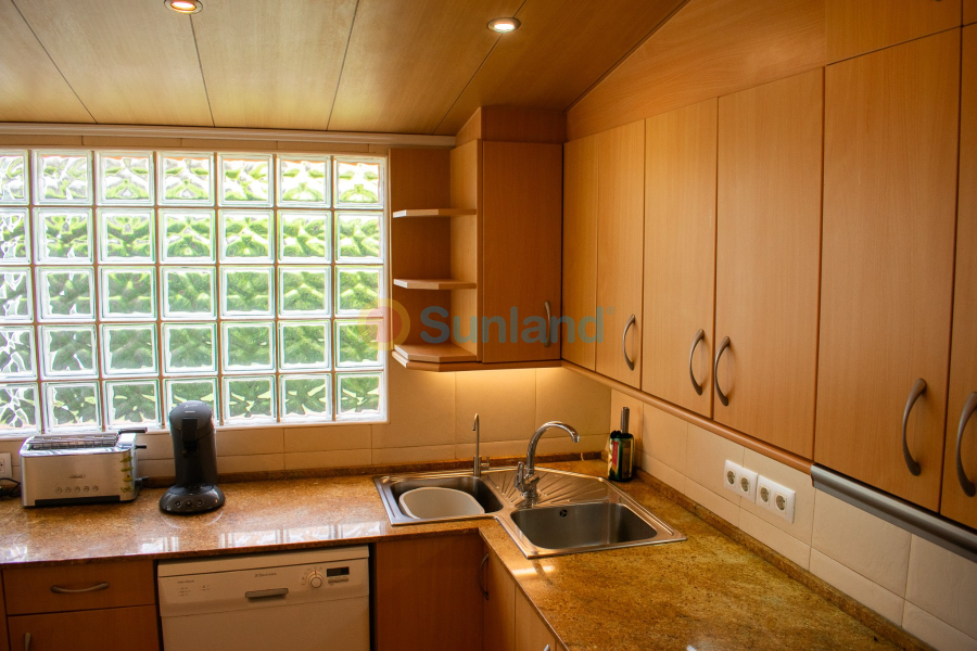 Använda fastigheter - Villa - Orihuela Costa - MUY CERCA DE LA PLAYA