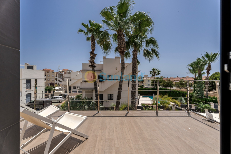 Segunda mano - Chalet - Orihuela Costa - La Zenia
