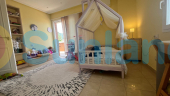Resale - Villa - Benidorm
