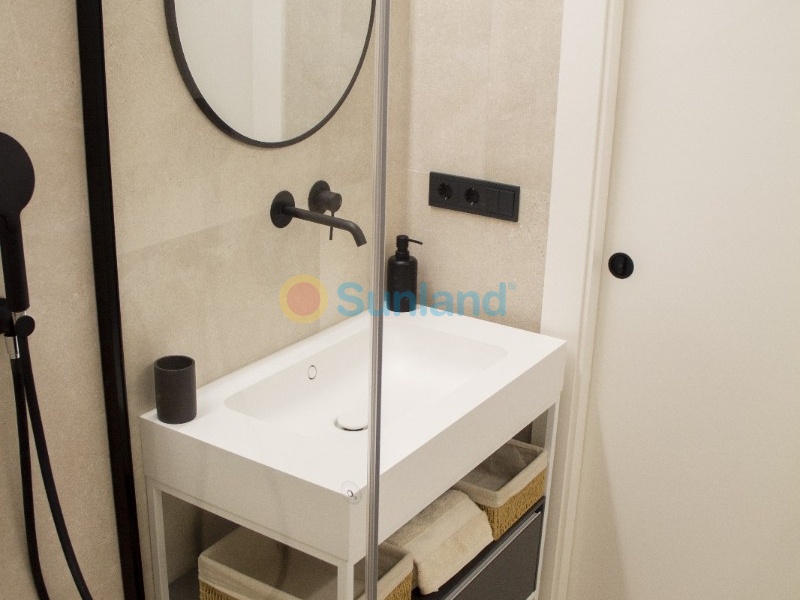 Resale - Apartment - Alicante - Center