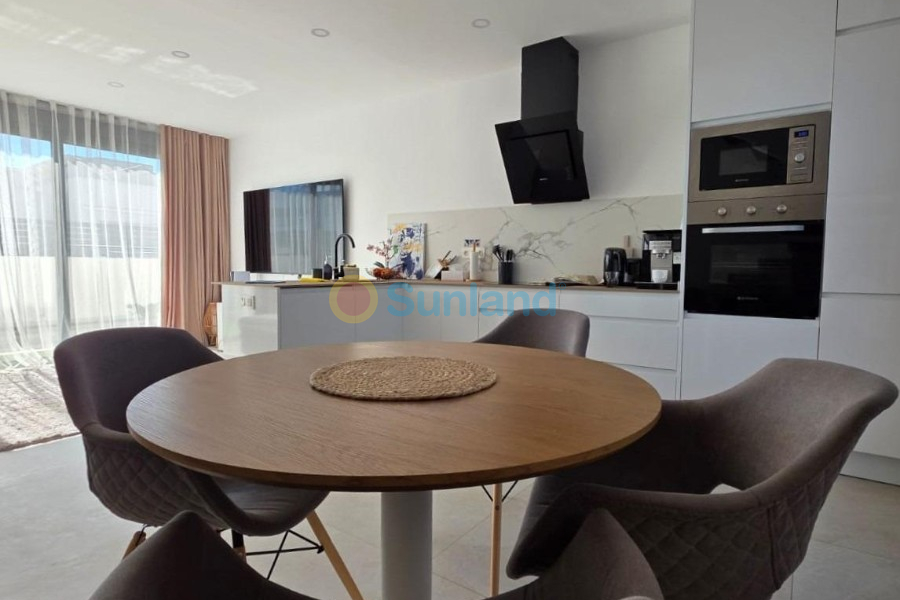 Segunda mano - Chalet - Benijofar