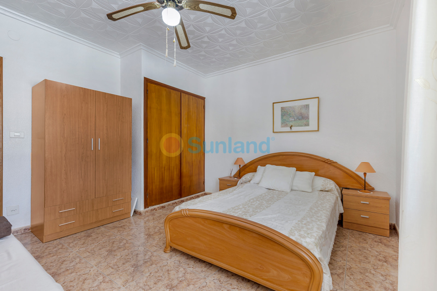 Resale - Villa - San Fulgencio