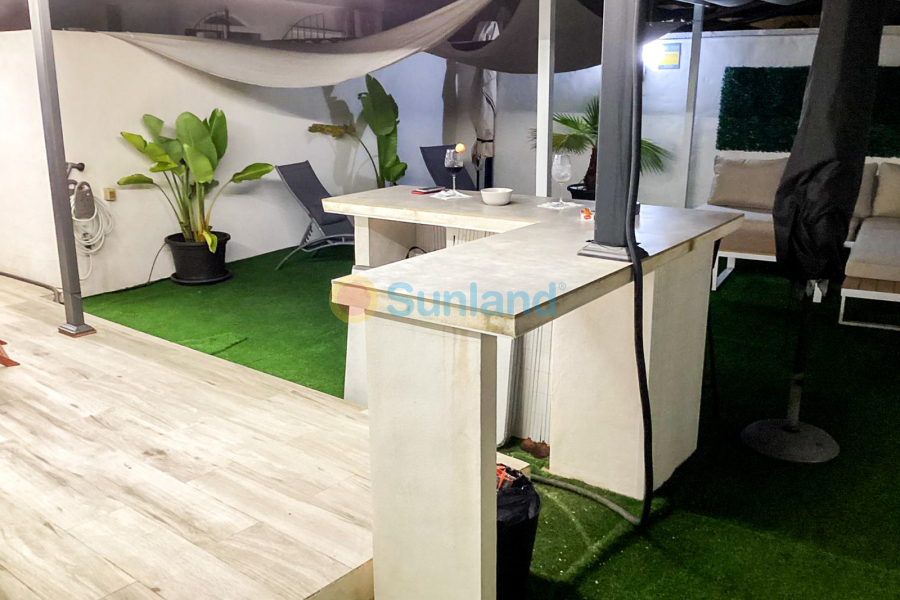 Resale - Villa - Torrevieja - 