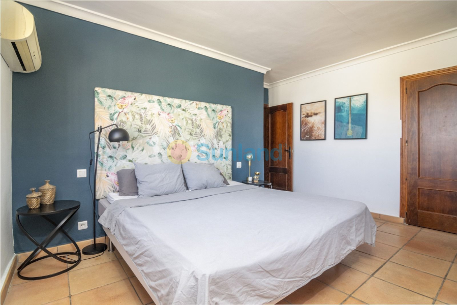 Resale - Villa - Benahavis - La Quinta