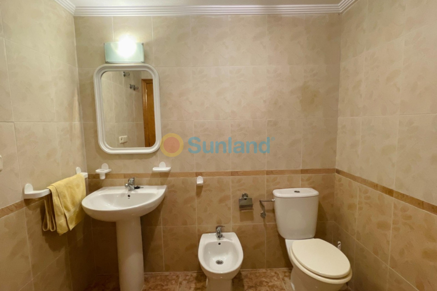 Resale - Apartment - Punta Prima