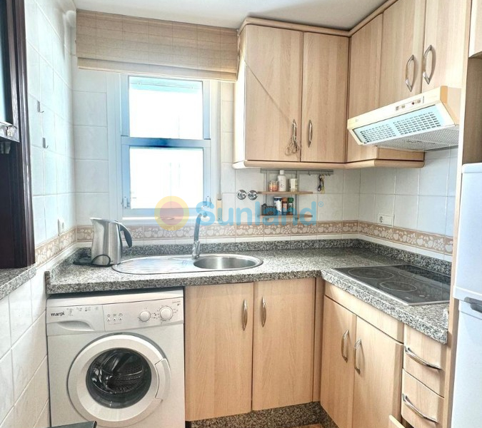 Resale - Apartment - Torrevieja - Curva del Palangre