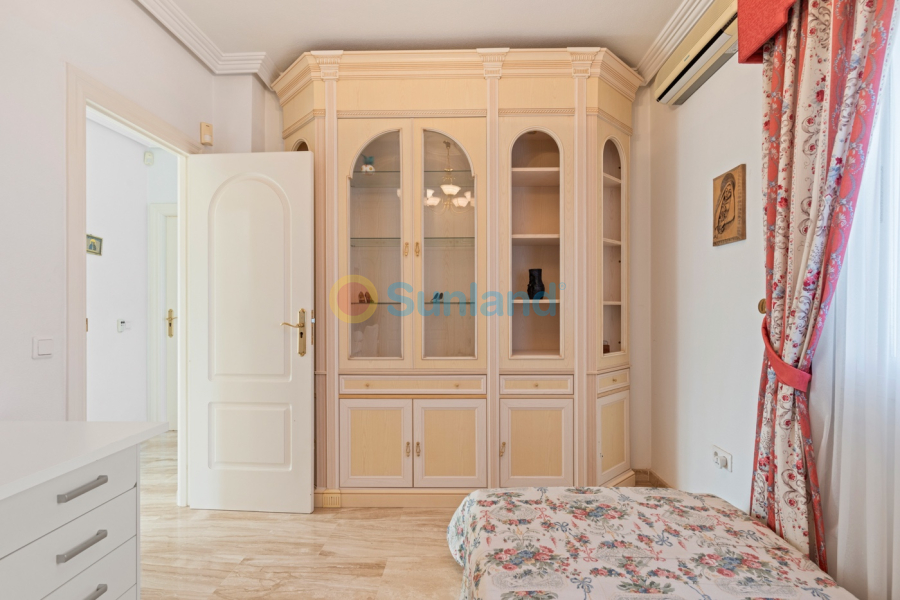 Вторичка - Bилла - Ciudad Quesada - Doña Pepa