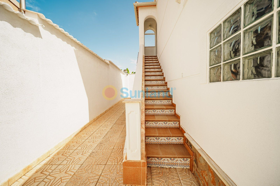 Resale - Villa - Ciudad Quesada