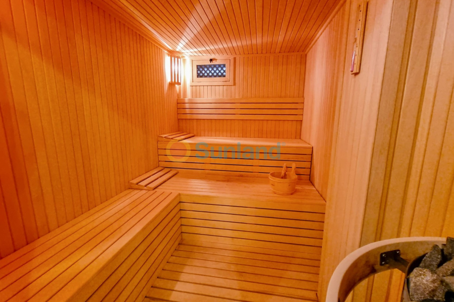 Segunda mano - Chalet - Torrevieja - La Mata