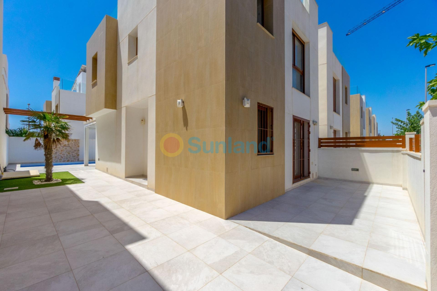 Resale - Villa - Orihuela costa - La Torre de la Horadada