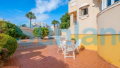 Resale - Villa - Orihuela Costa - Los Dolses