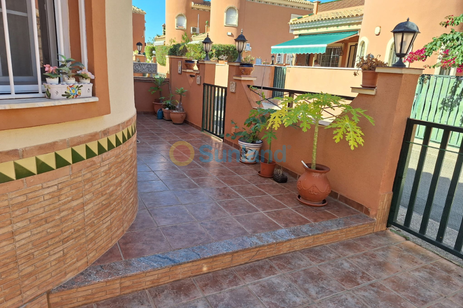 Resale - Villa - Playa Flamenca - Villas San Luis