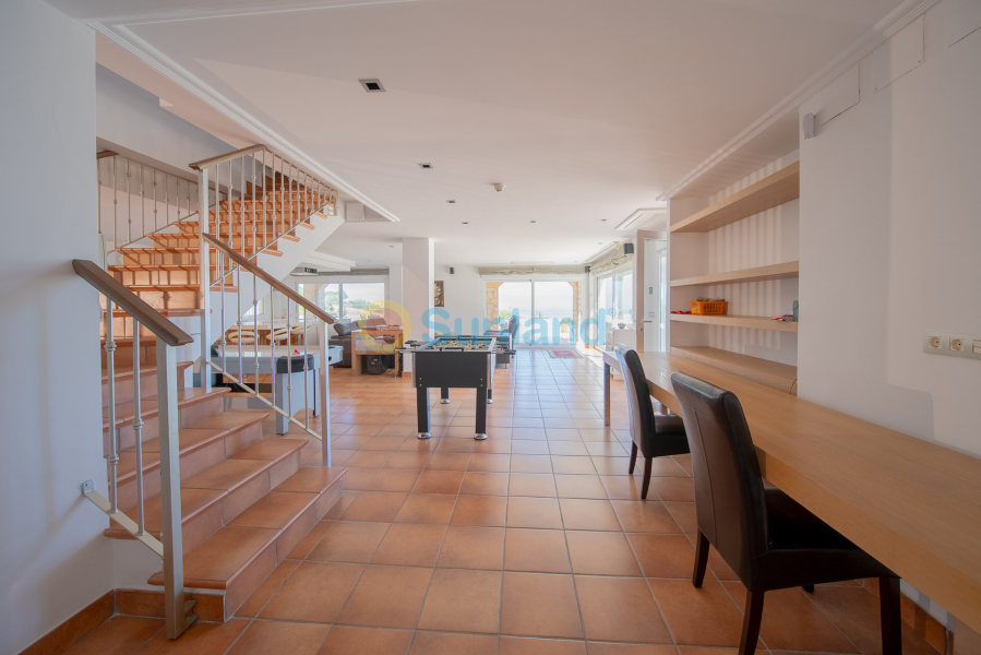 Resale - Villa - Gran Alacant