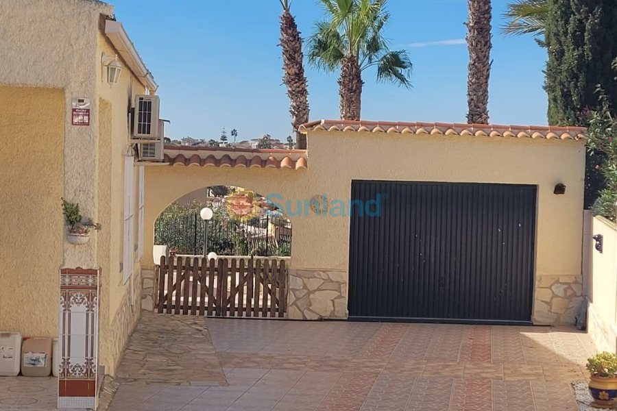 Segunda mano - Chalet - San Fulgencio - Urbanización La Marina