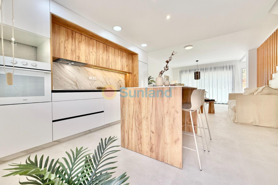 Новостройка - Town House - Cox - San Fernando