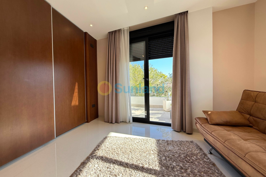 Använda fastigheter - Villa - Orihuela Costa - Villamartin