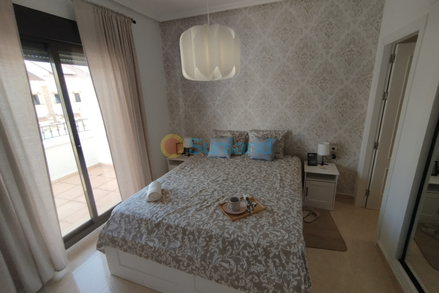 Resale - T - San Miguel De Salinas