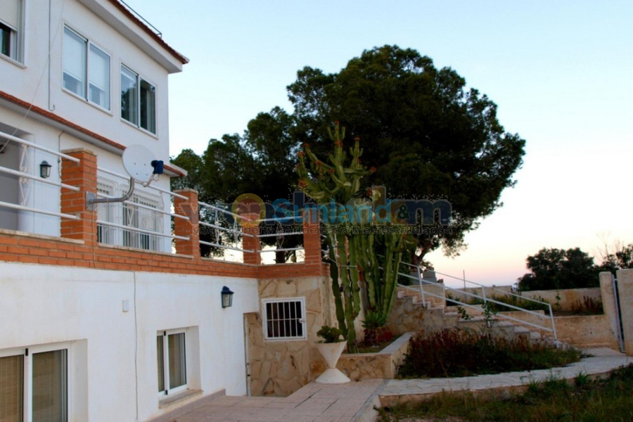 Använda fastigheter - Villa - Torrevieja - Los Balcones