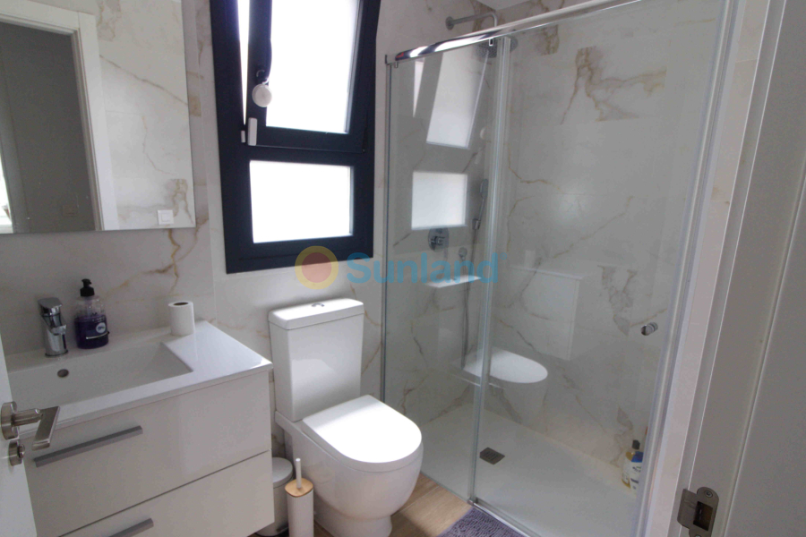 Resale - A - Villamartin