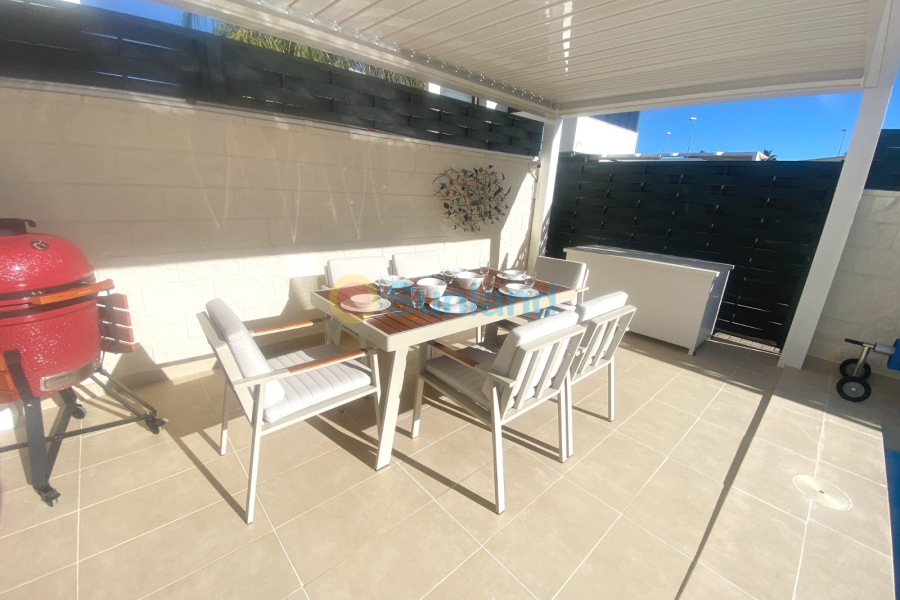 Använda fastigheter - Villa - Ciudad Quesada - Pueblo Bravo