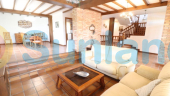 Resale - Villa - Orihuela costa - RioMar